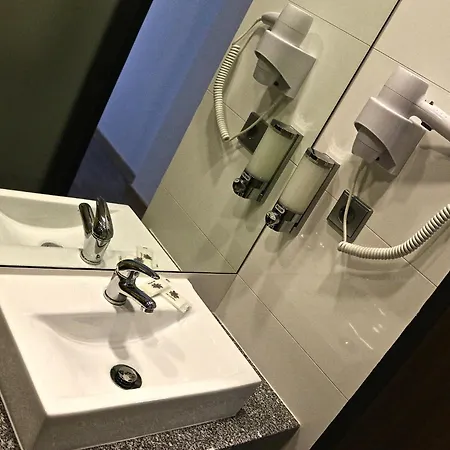Hotel M