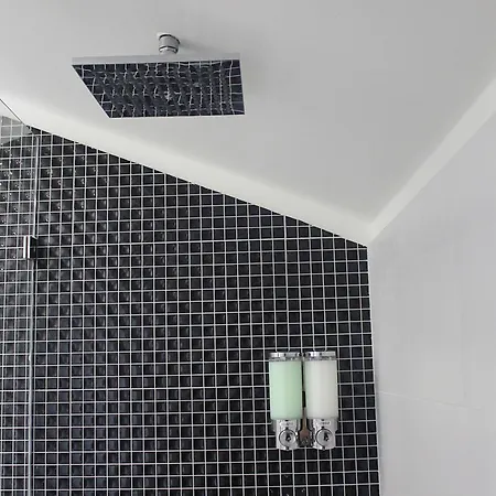 M 5* Espinho (Aveiro)